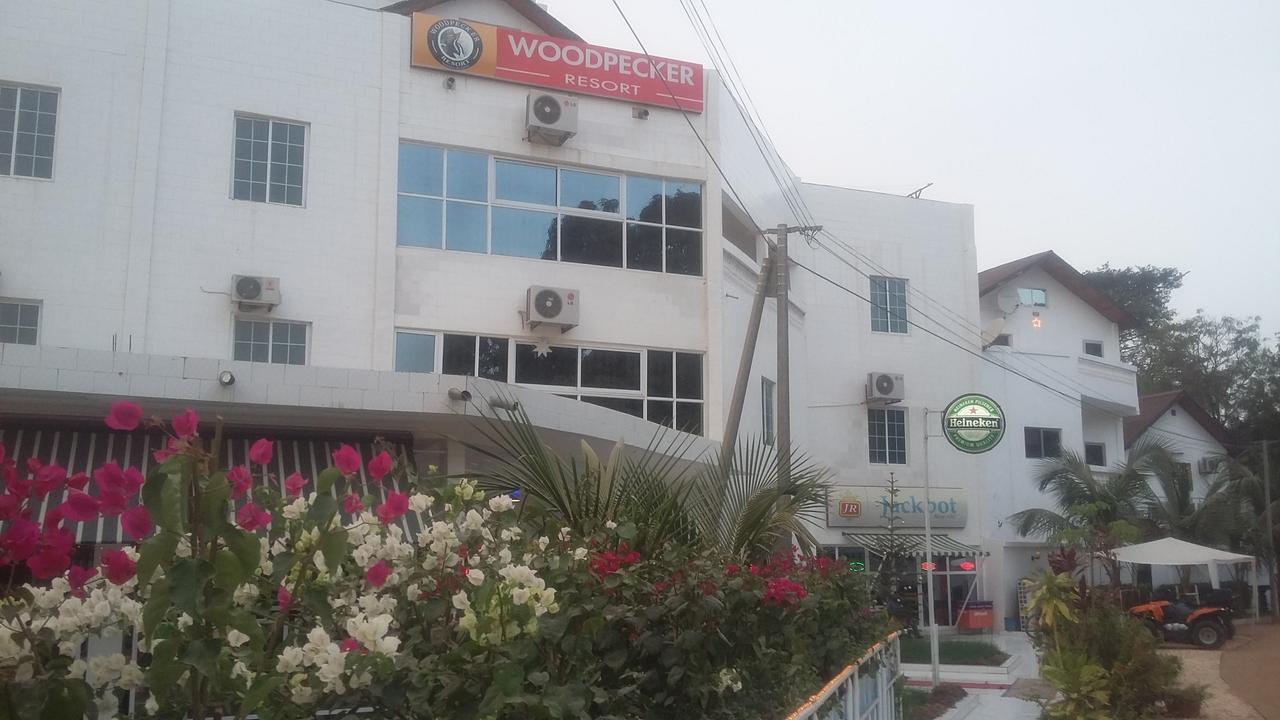 Woodpecker Resort Hotel Banjul Exterior foto